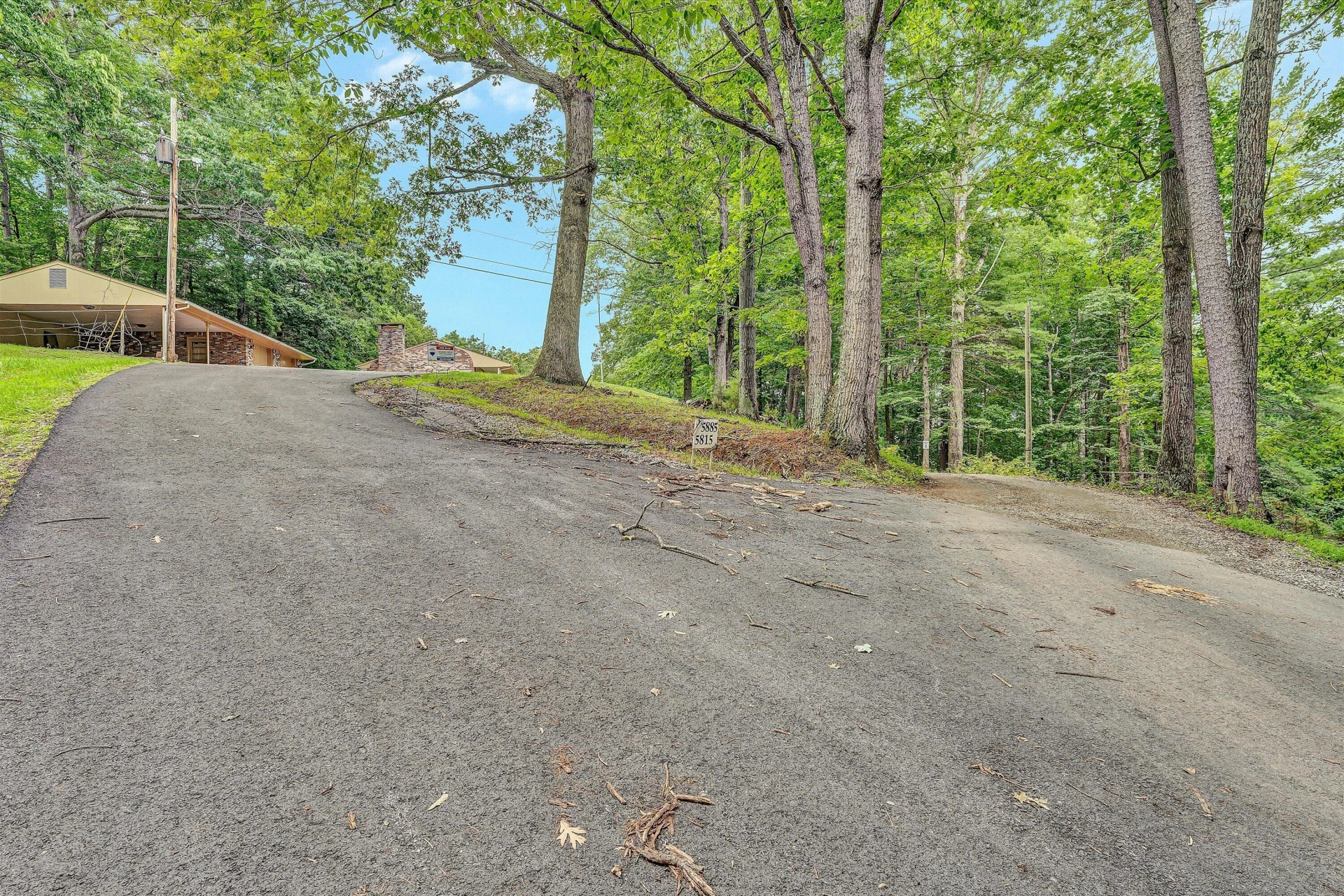 5885 Bent Mountain RD - Photo 58