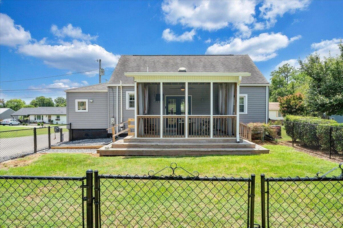 1828 Lawndale AVE - Photo 33