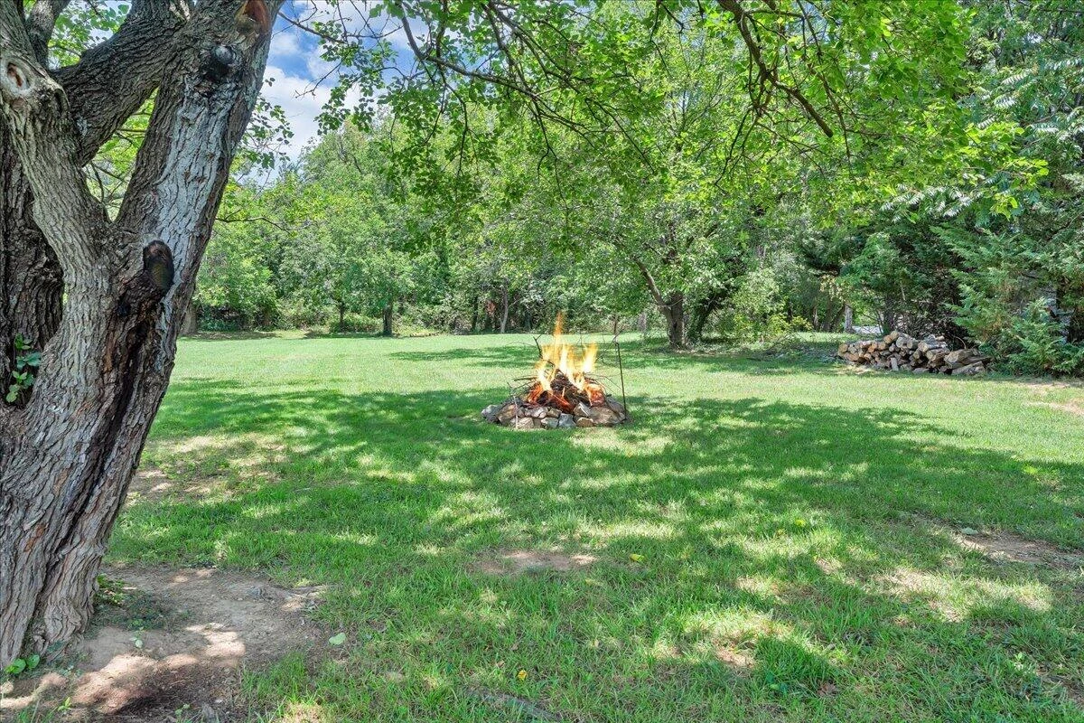 1828 Lawndale AVE - Photo 36