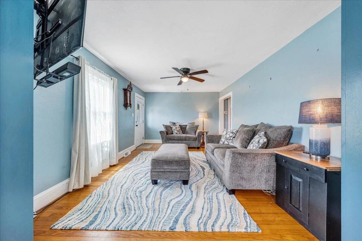 1828 Lawndale AVE - Photo 8