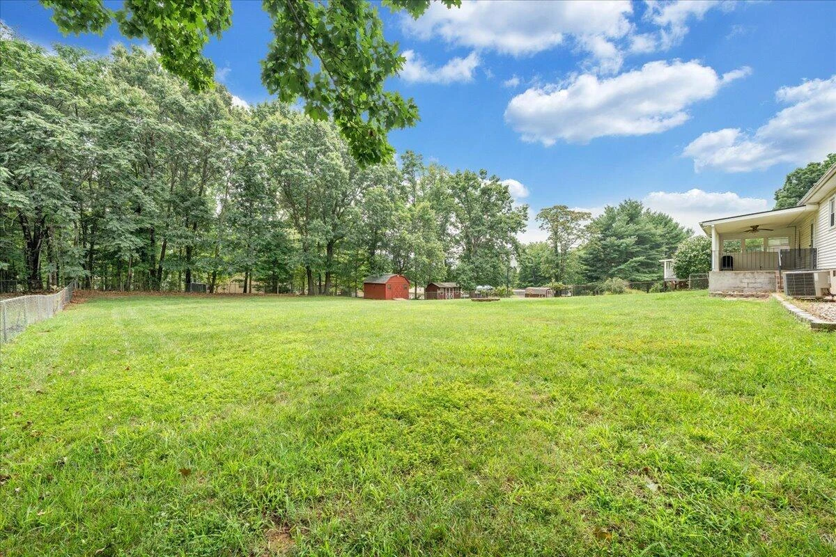 941 Martin Mcneil RD - Photo 19