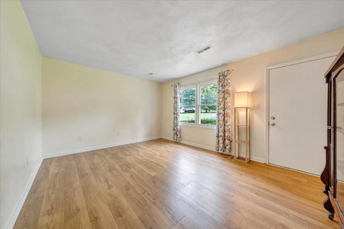 941 Martin Mcneil RD - Photo 4