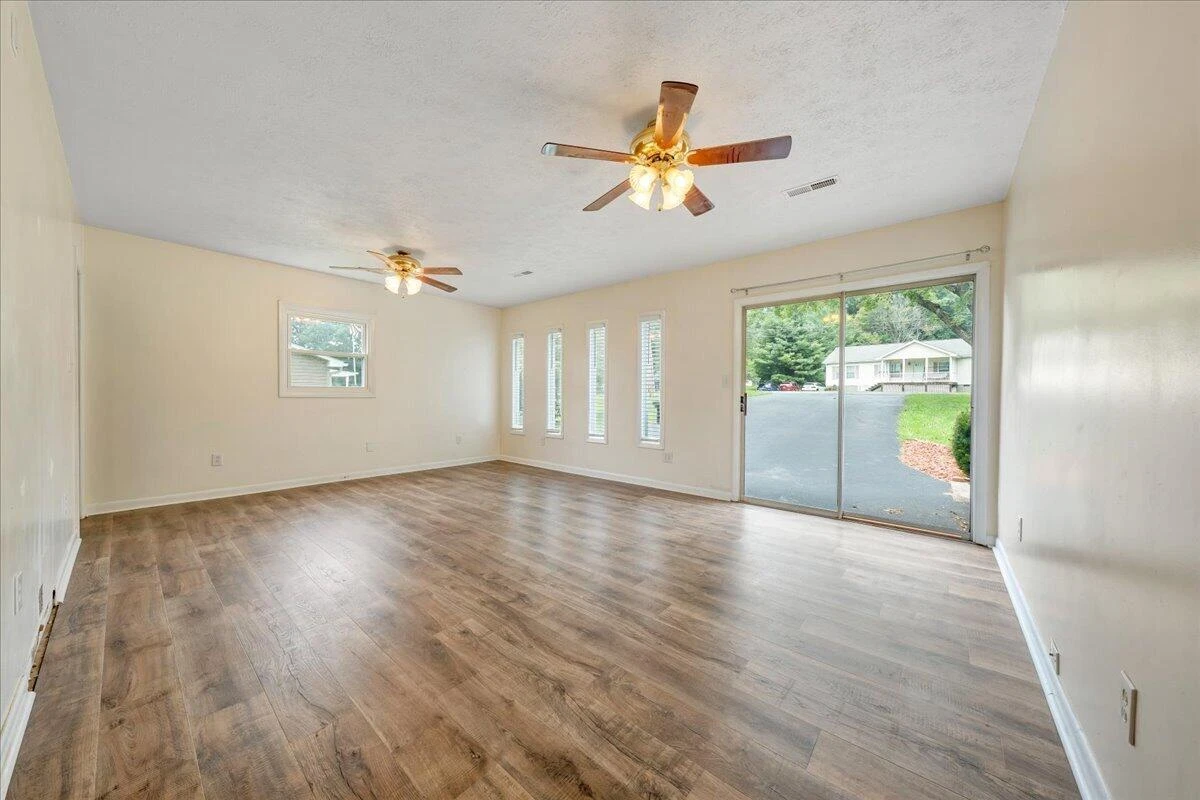 941 Martin Mcneil RD - Photo 8