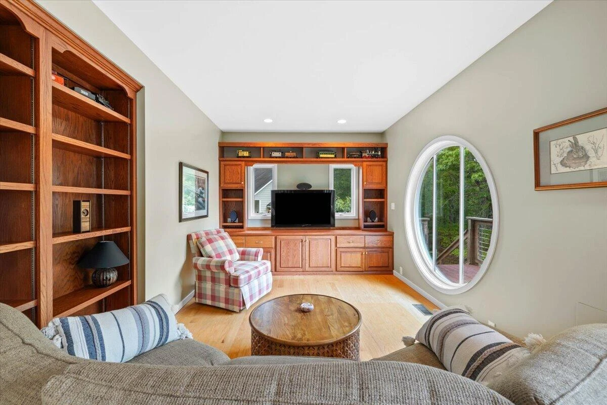 4861 Morris RD - Photo 18