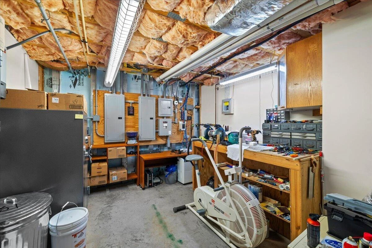 4861 Morris RD - Photo 40