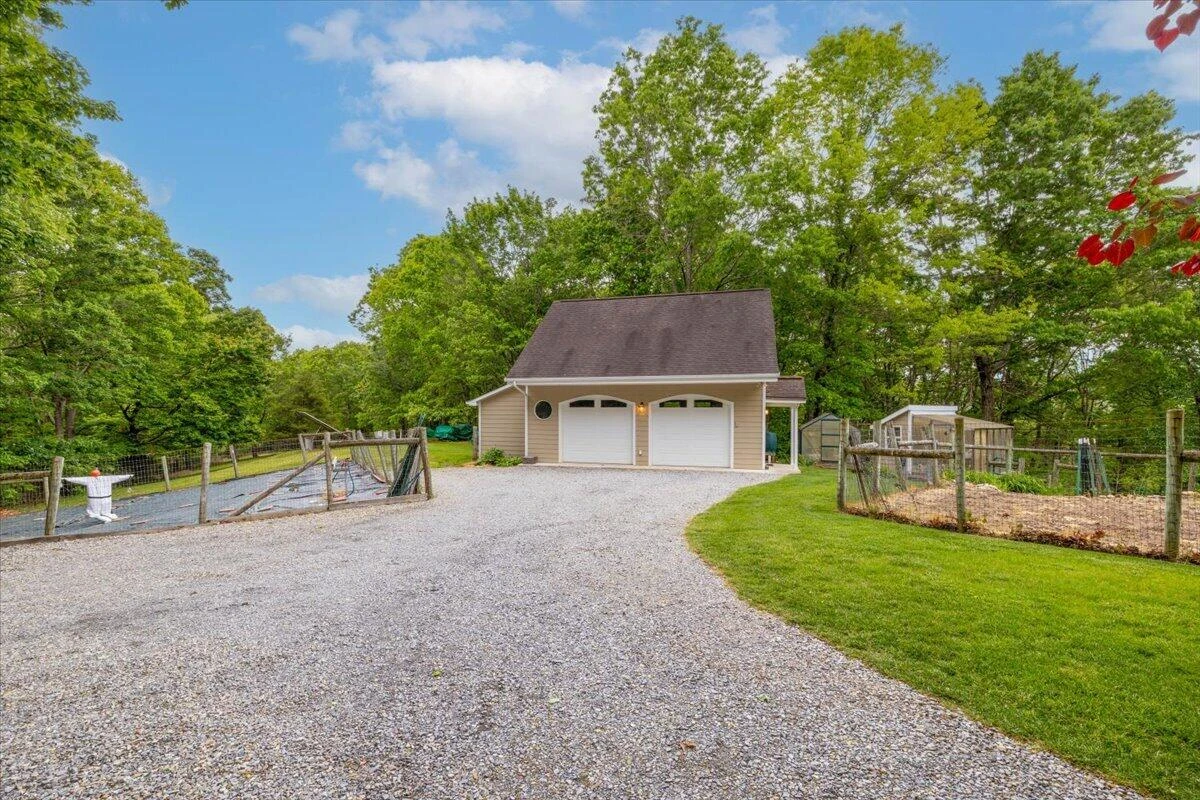 4861 Morris RD - Photo 7