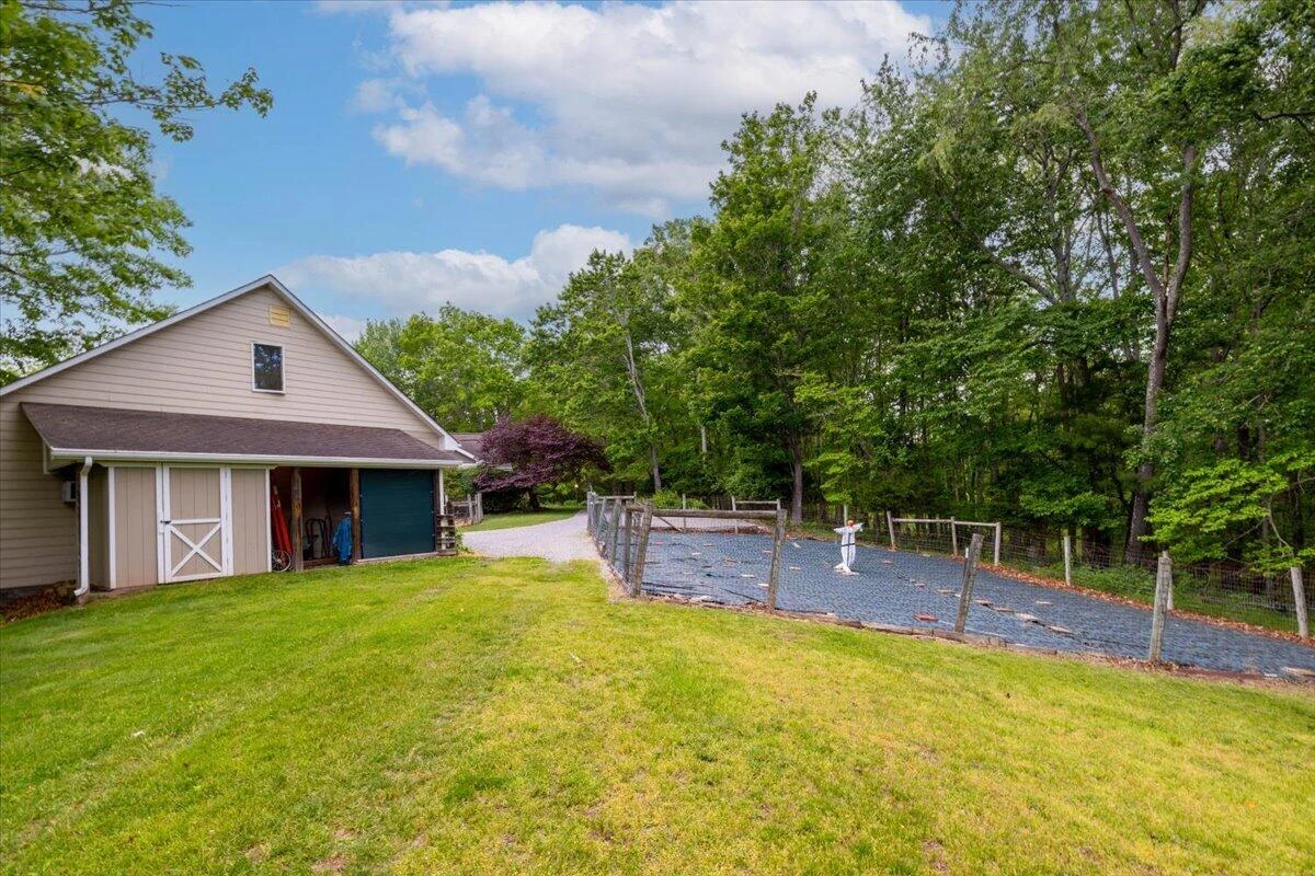4861 Morris RD - Photo 79