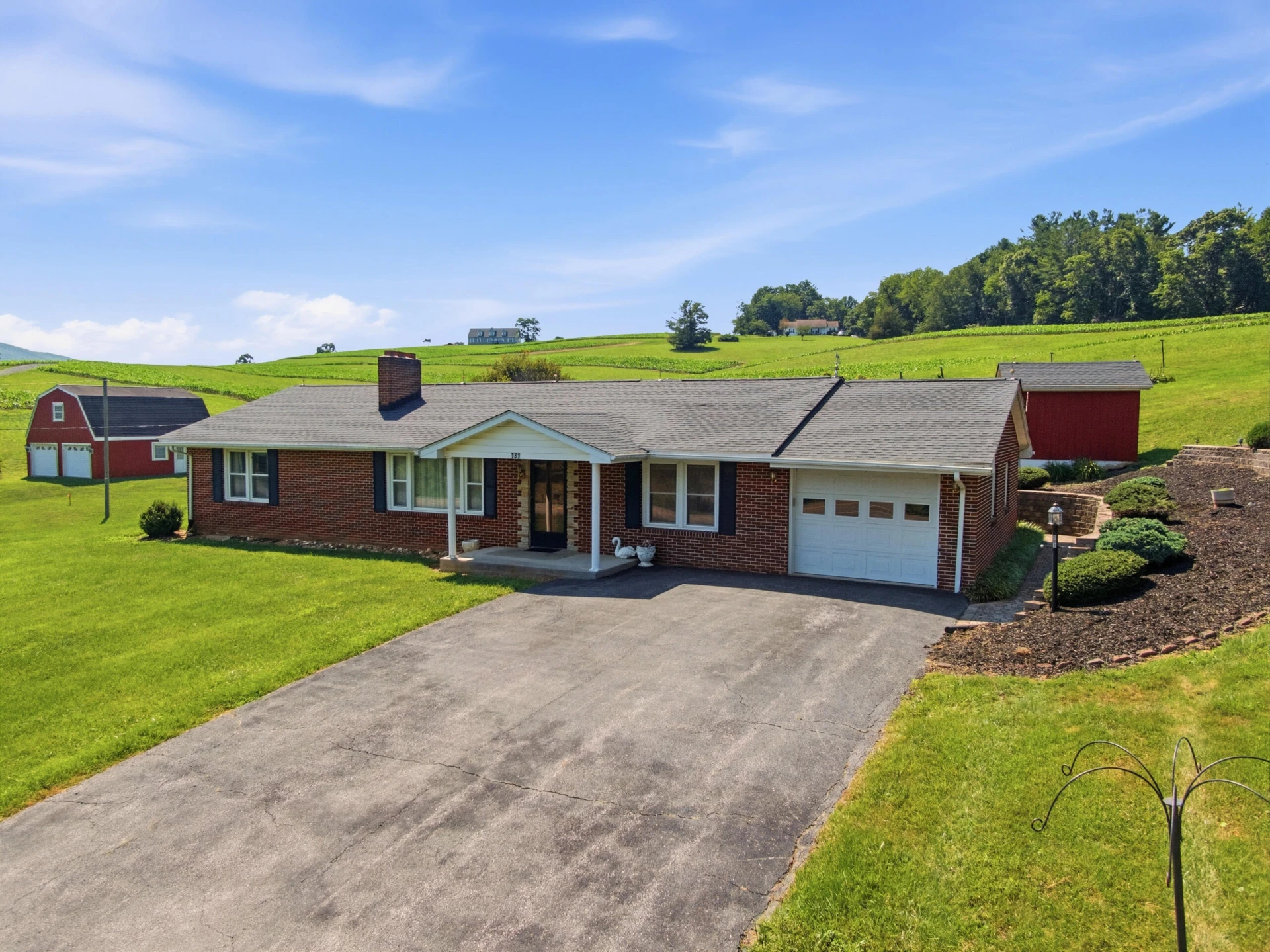 181 Ridgeview RD NW