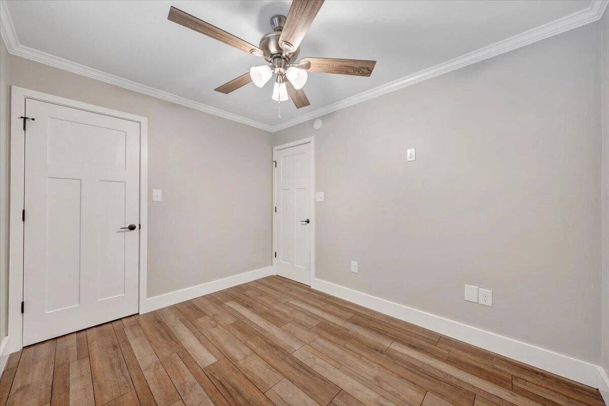 166 Limerick LN - Photo 35