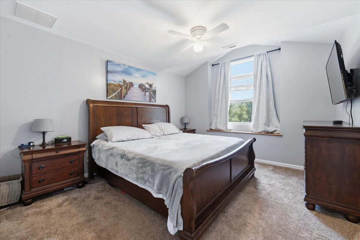 12376 Leesville RD - Photo 14