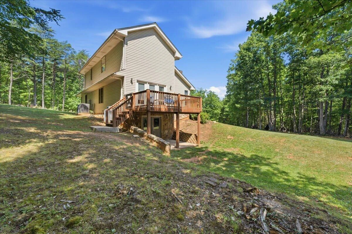 12376 Leesville RD - Photo 27