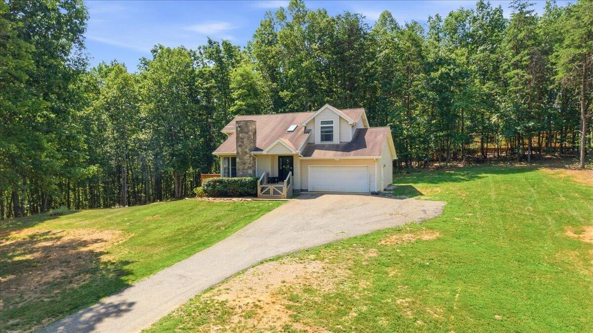 12376 Leesville RD - Photo 29