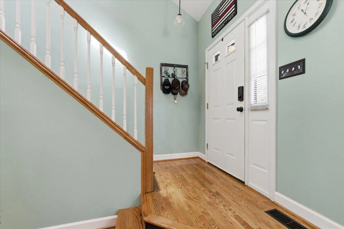 12376 Leesville RD - Photo 3