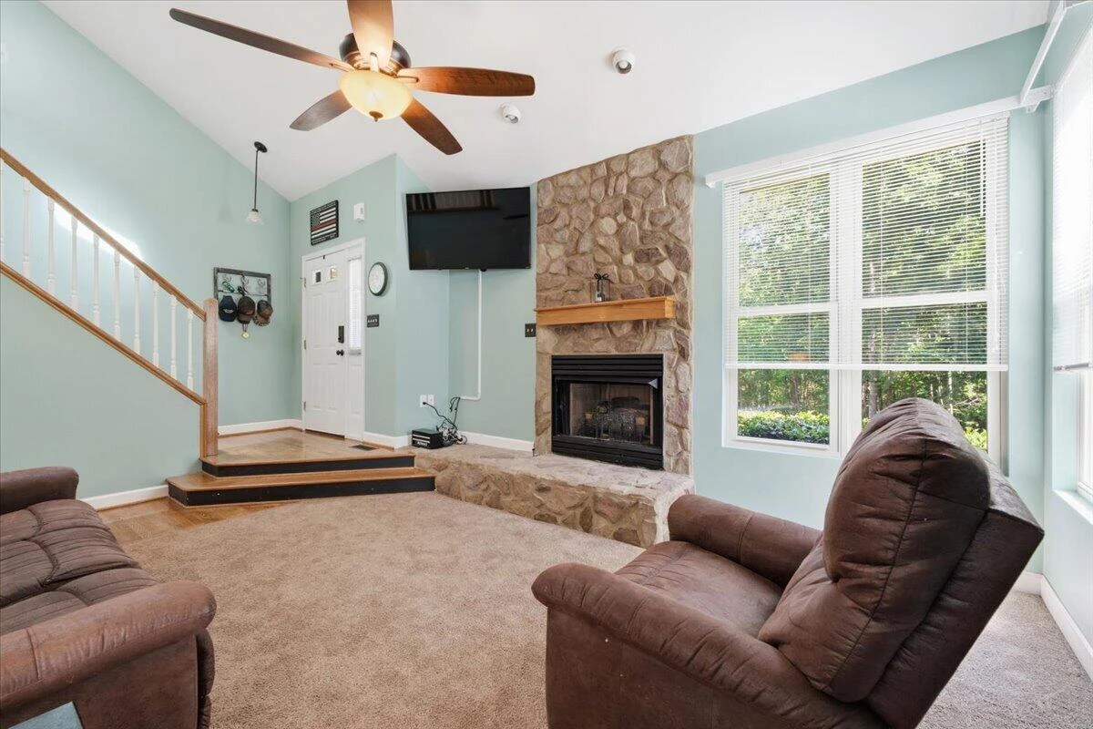 12376 Leesville RD - Photo 6