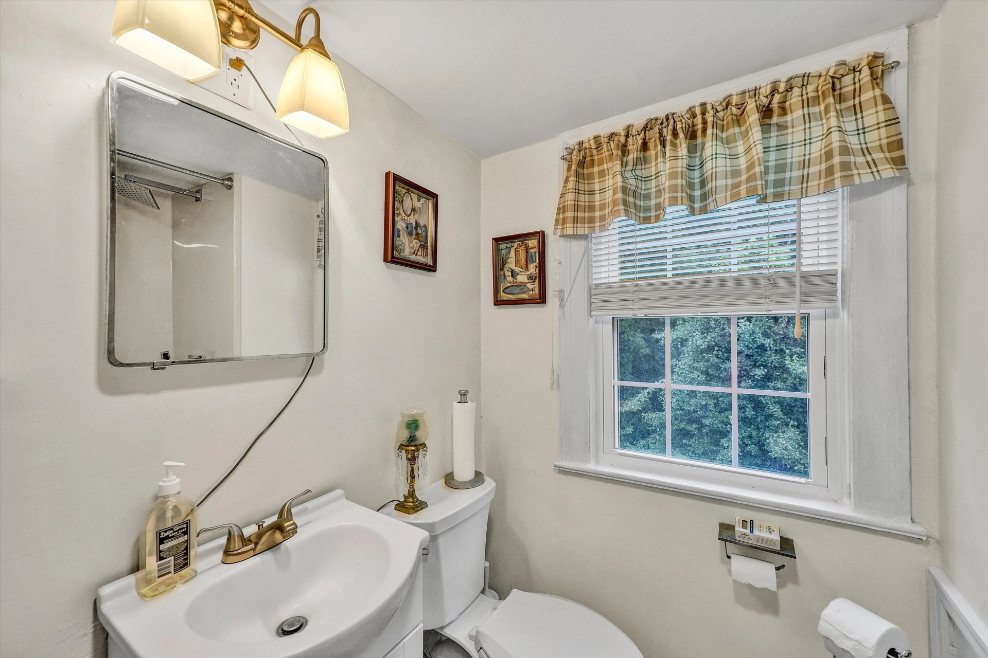 182 Ridgewood RD - Photo 16