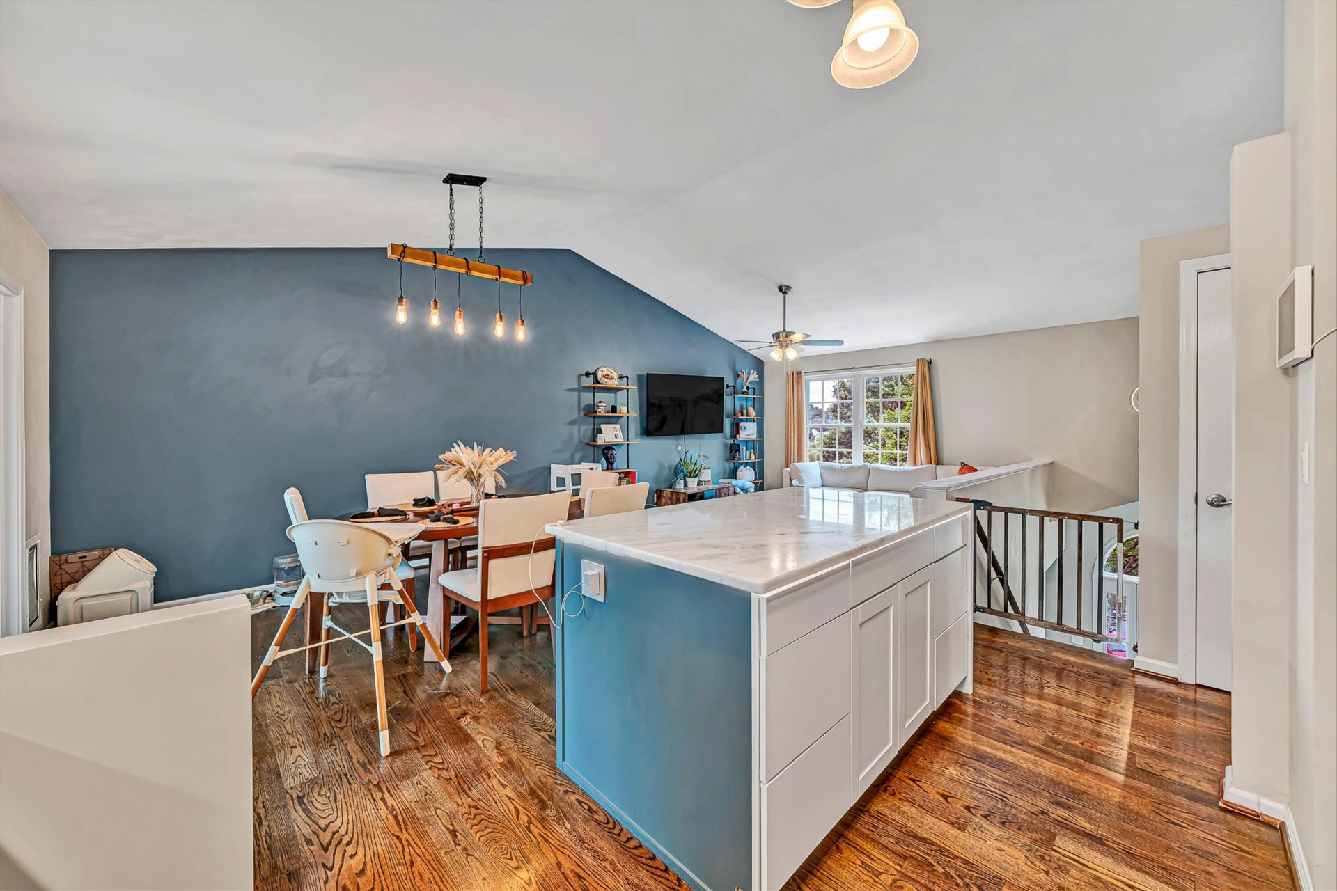 3423 Cedarmeade DR - Photo 11