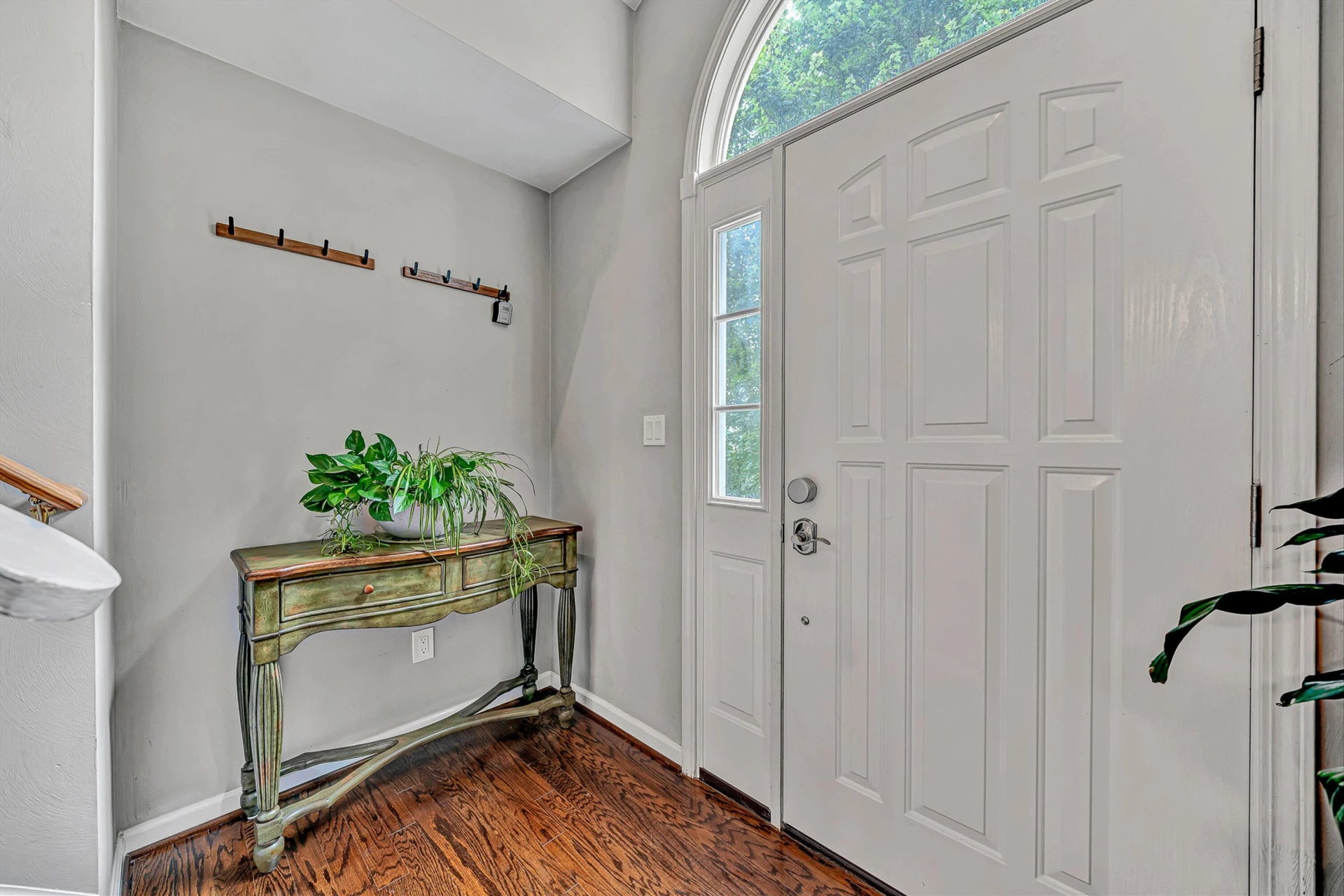 3423 Cedarmeade DR - Photo 5