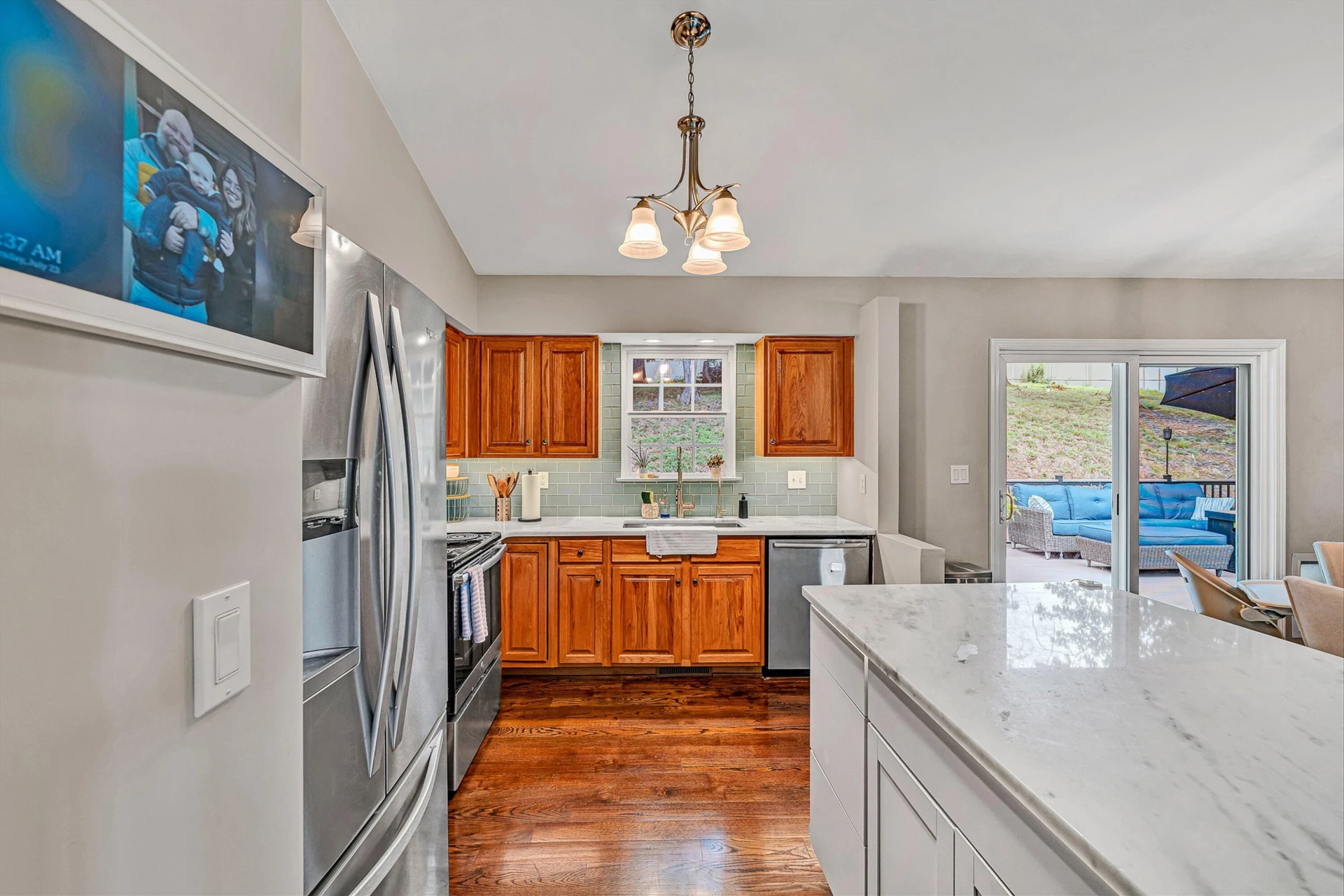 3423 Cedarmeade DR - Photo 7