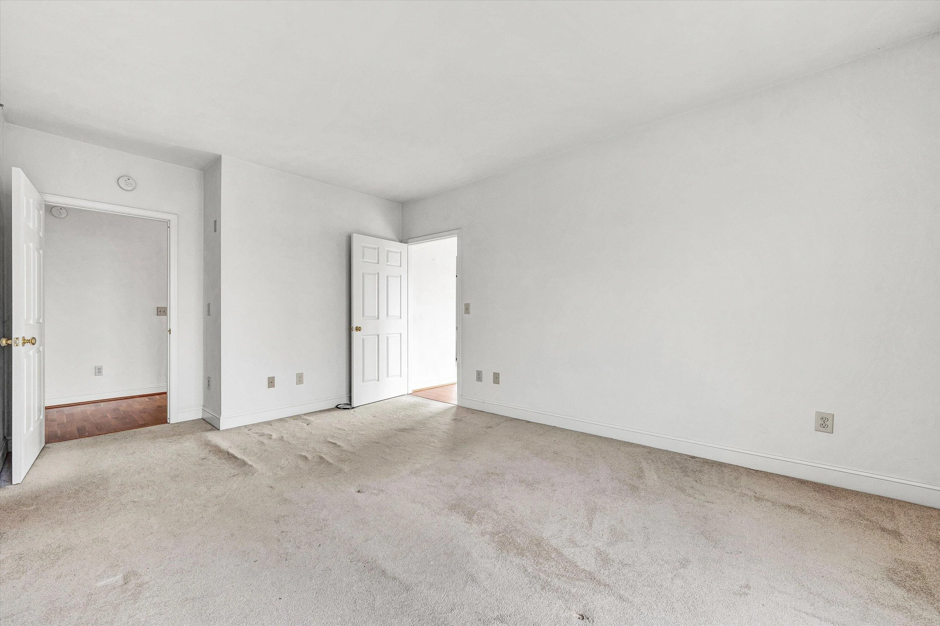 4444 Pheasant Ridge RD #APT 407 - Photo 31