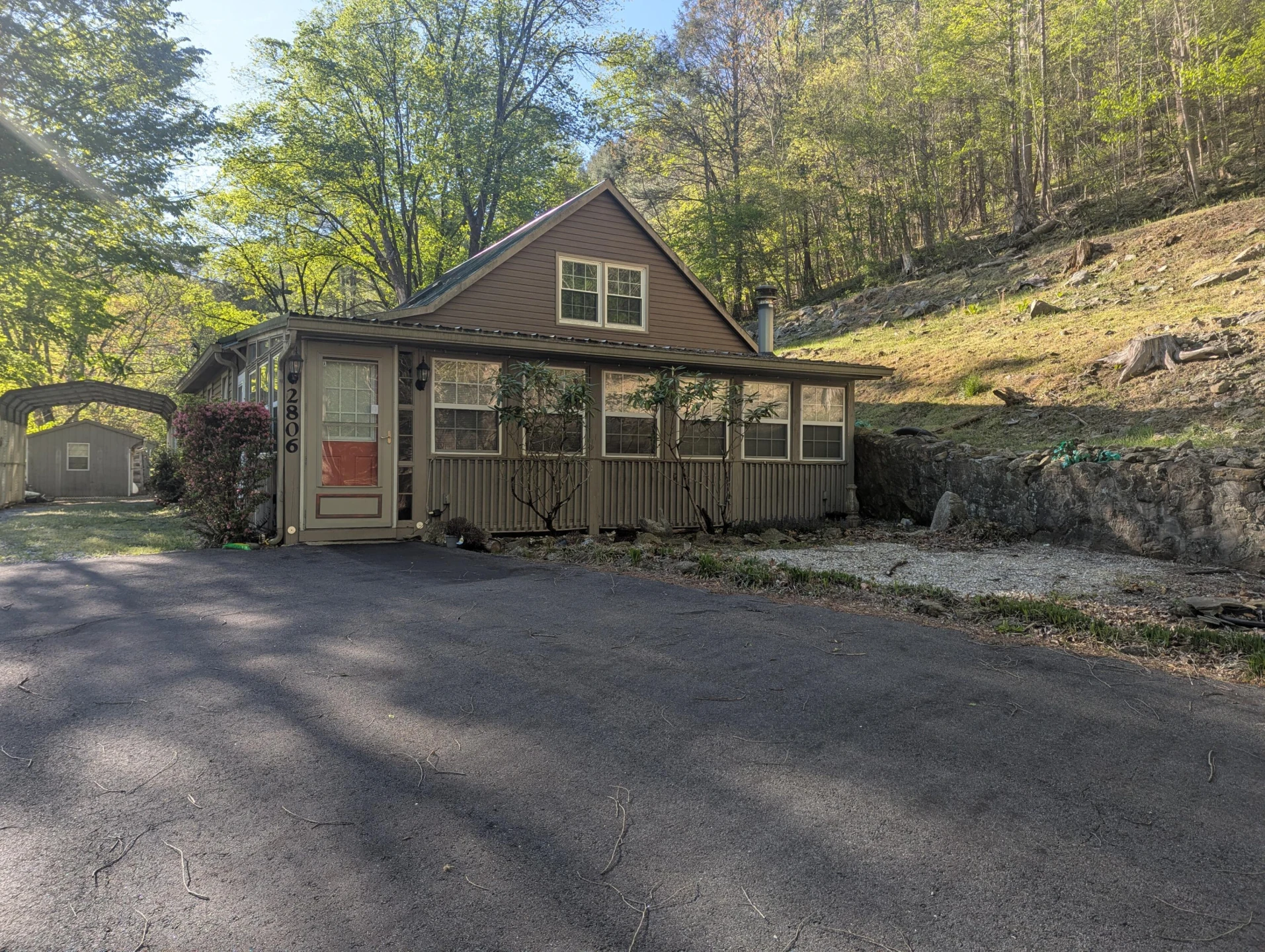 2806 Shawsville Pike NE - Photo 2