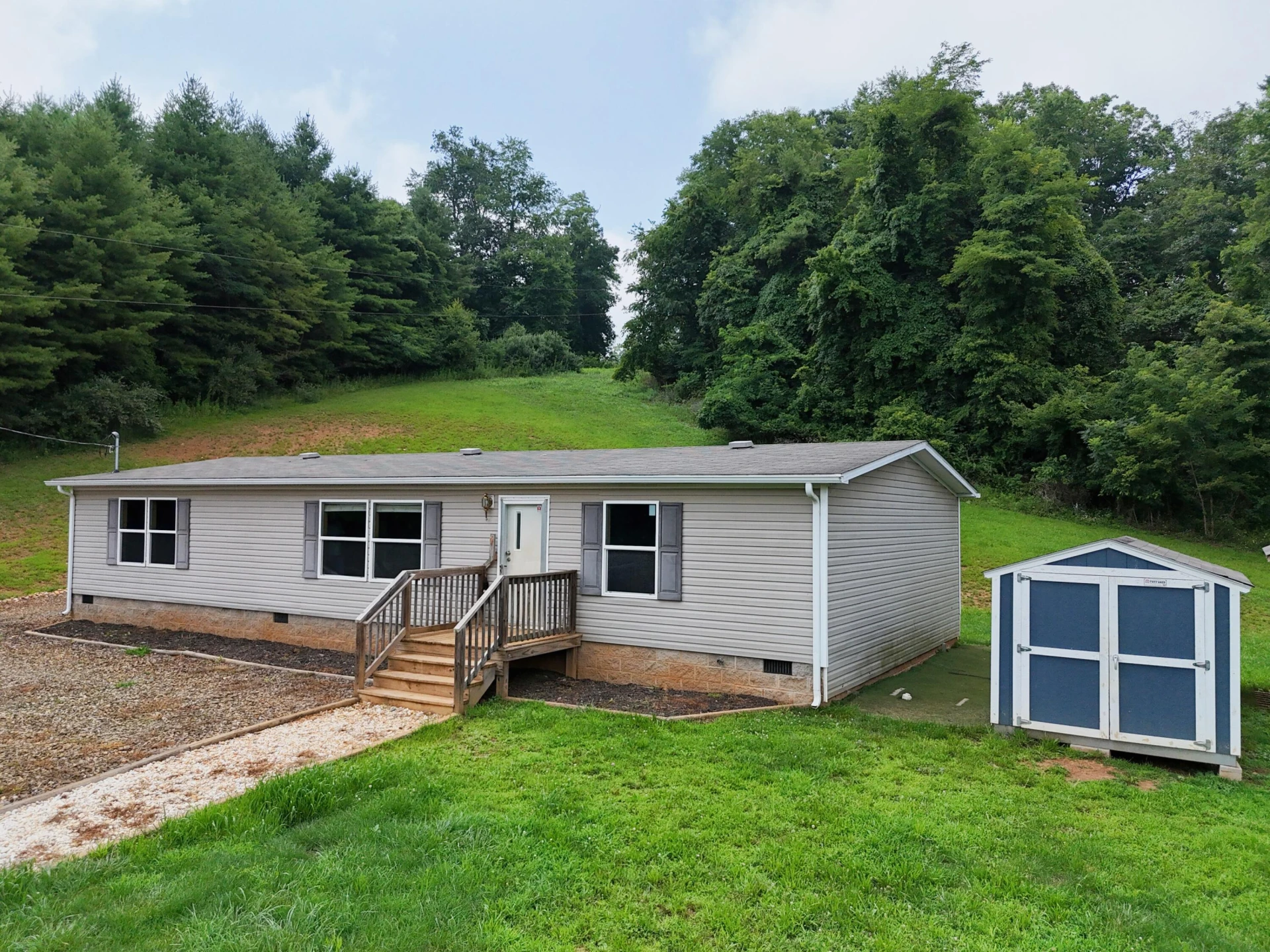 3767 Franklin SE - Photo 2