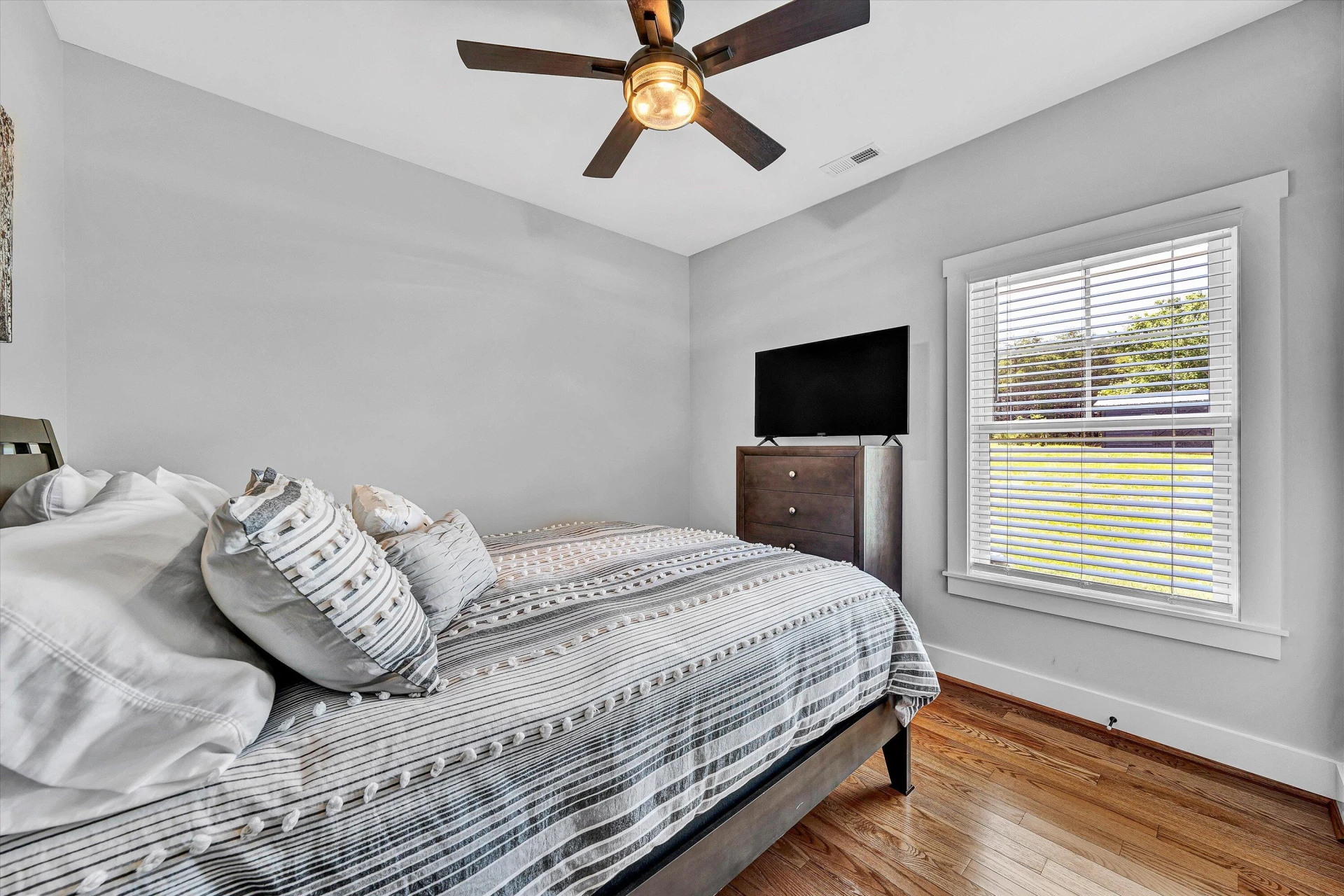 6340 Scruggs RD - Photo 35