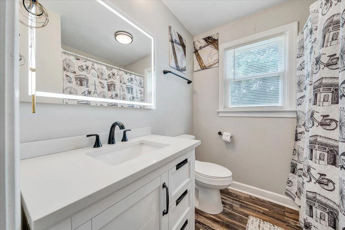 2104 Wayne ST NE - Photo 21