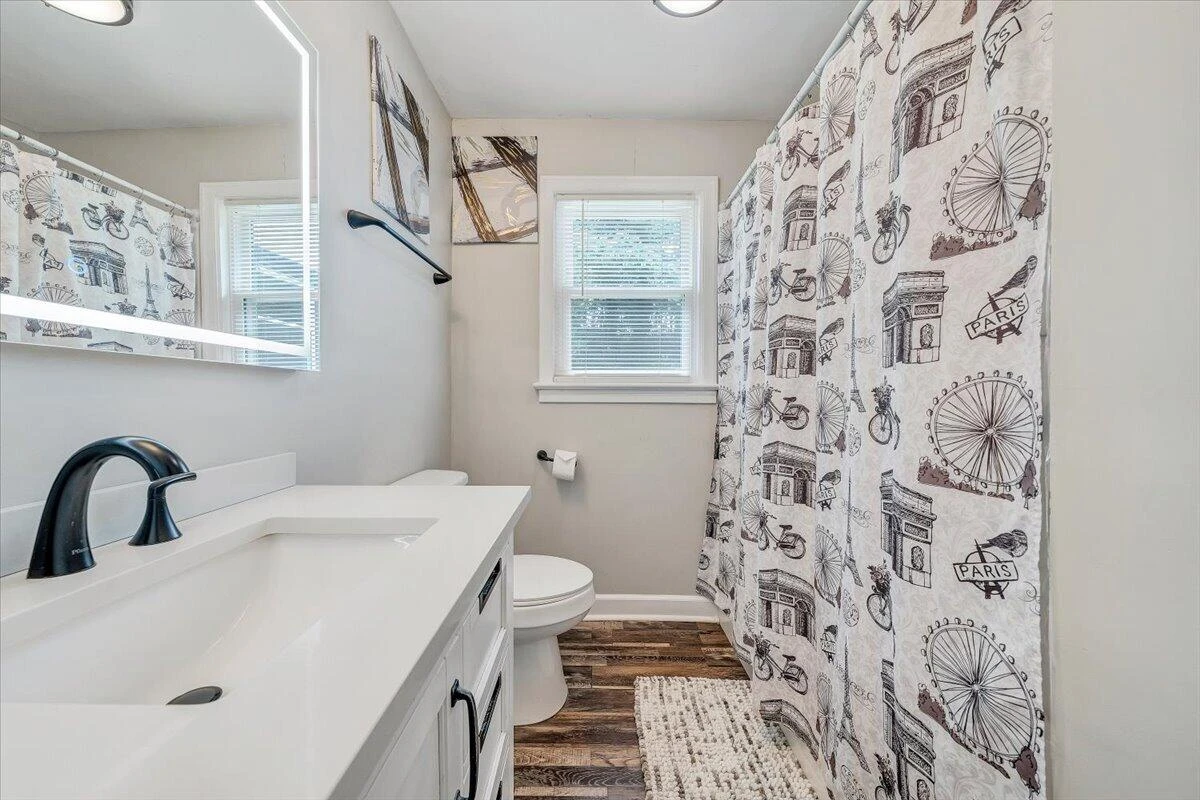 2104 Wayne ST NE - Photo 22