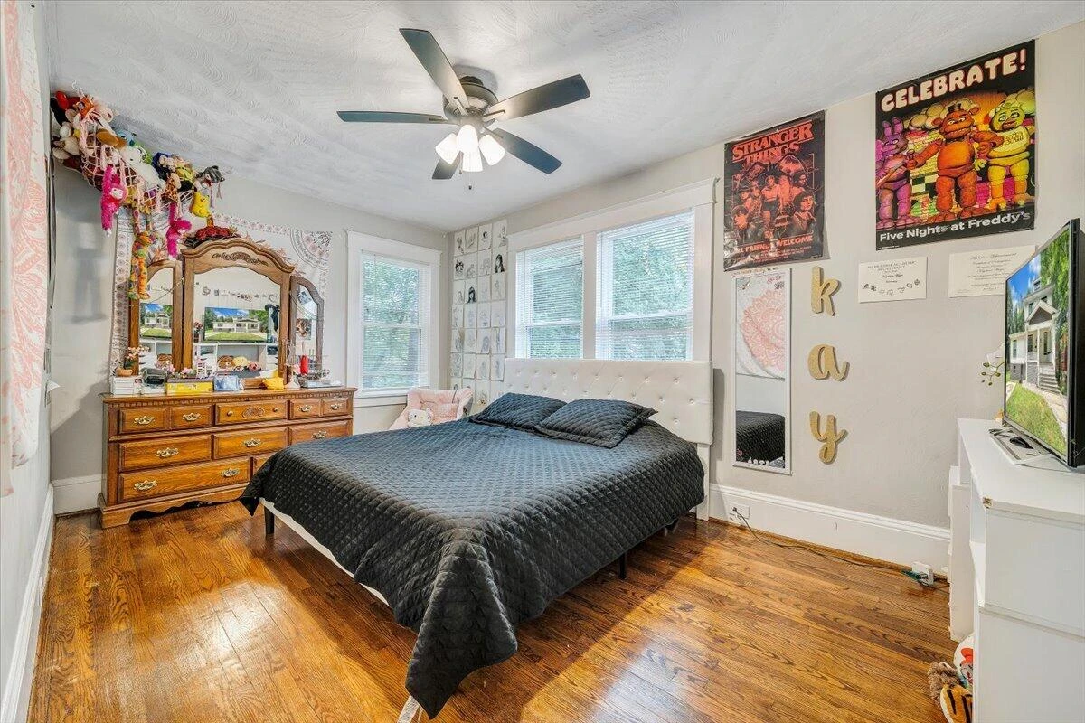 2104 Wayne ST NE - Photo 24