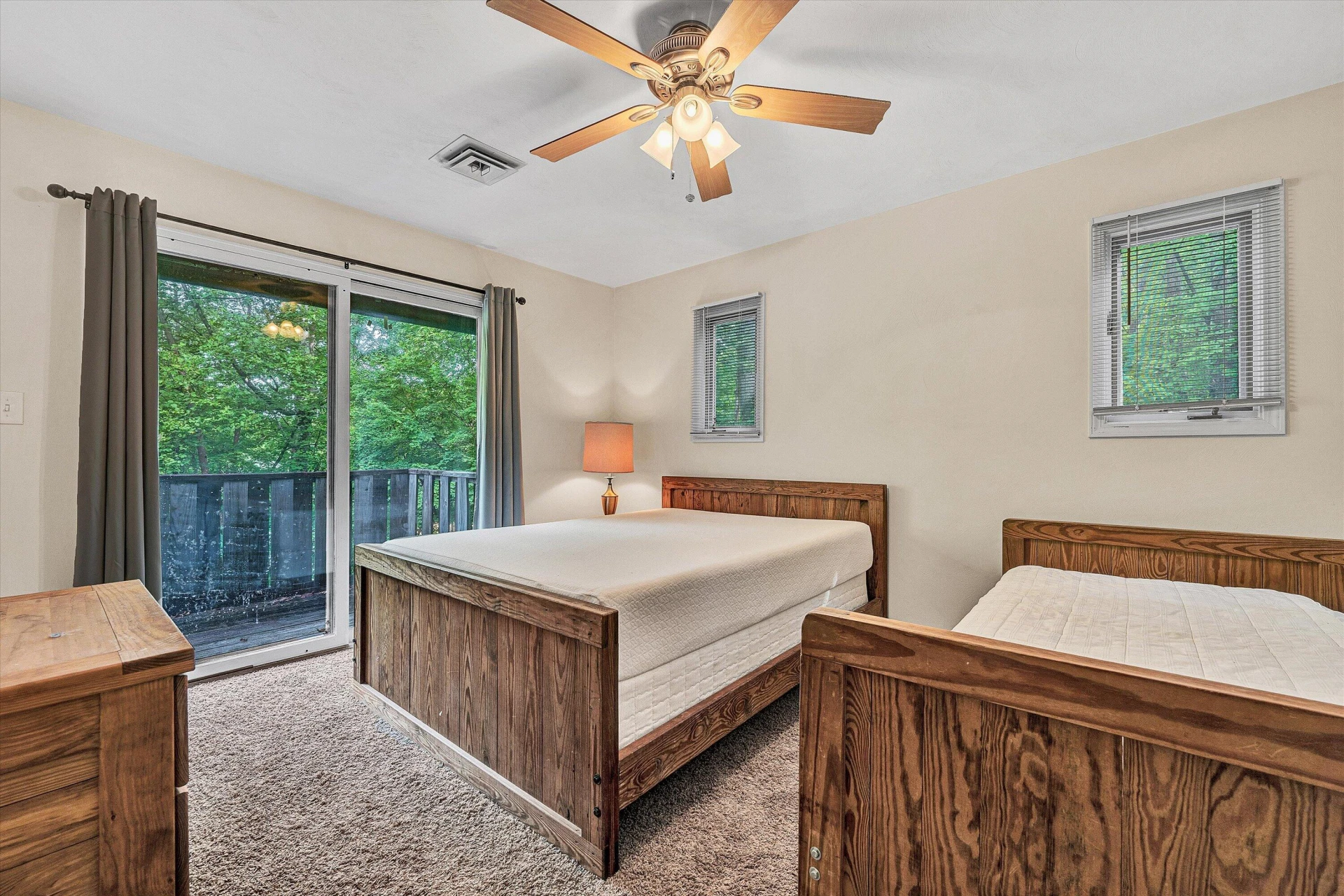 103 White Oak CIR - Photo 23