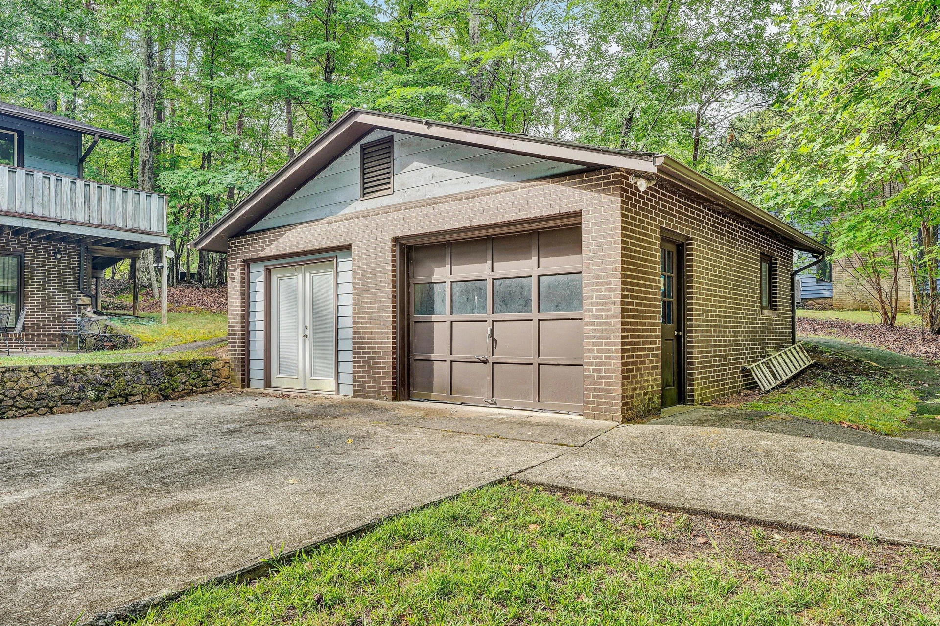 103 White Oak CIR - Photo 27