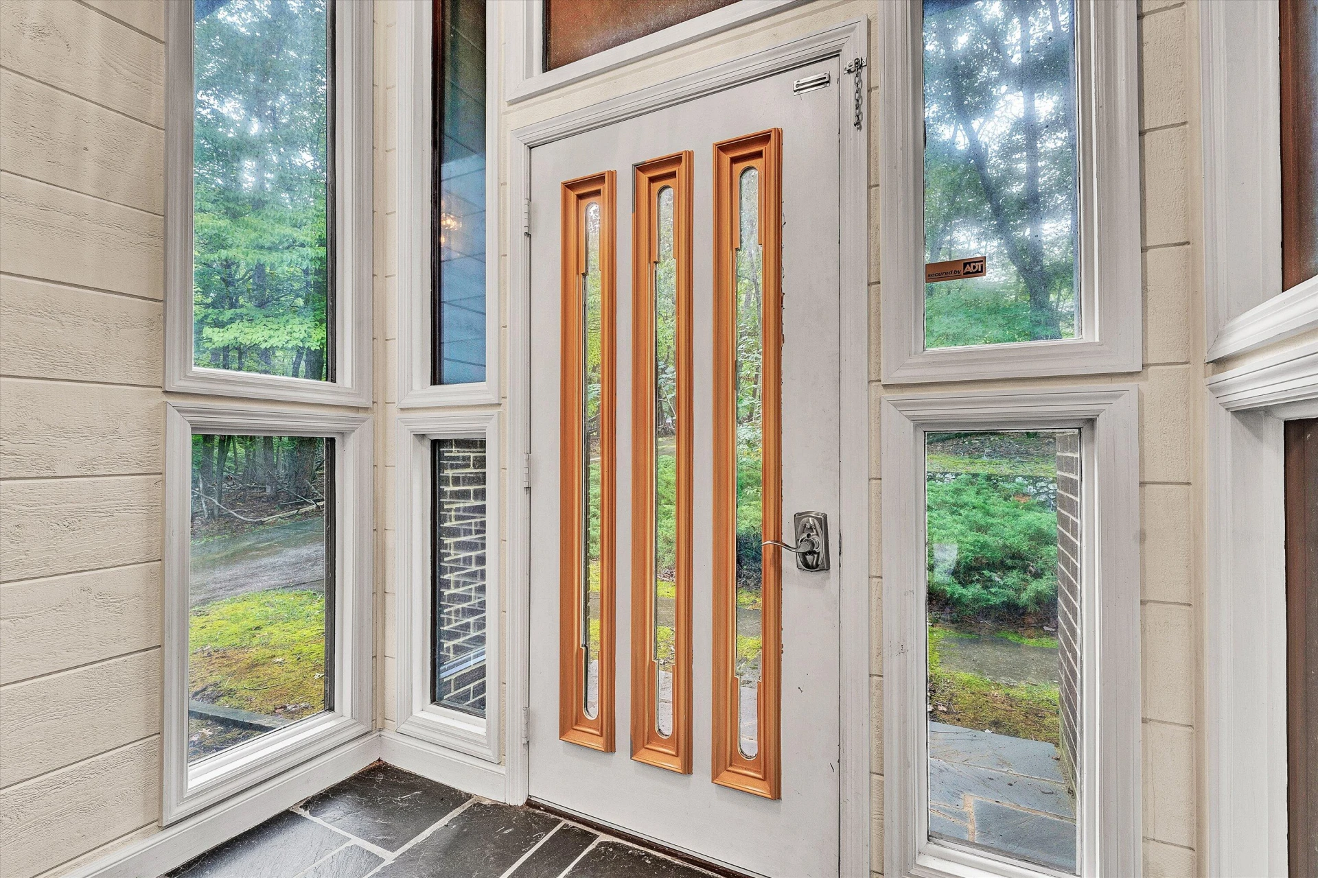 103 White Oak CIR - Photo 5