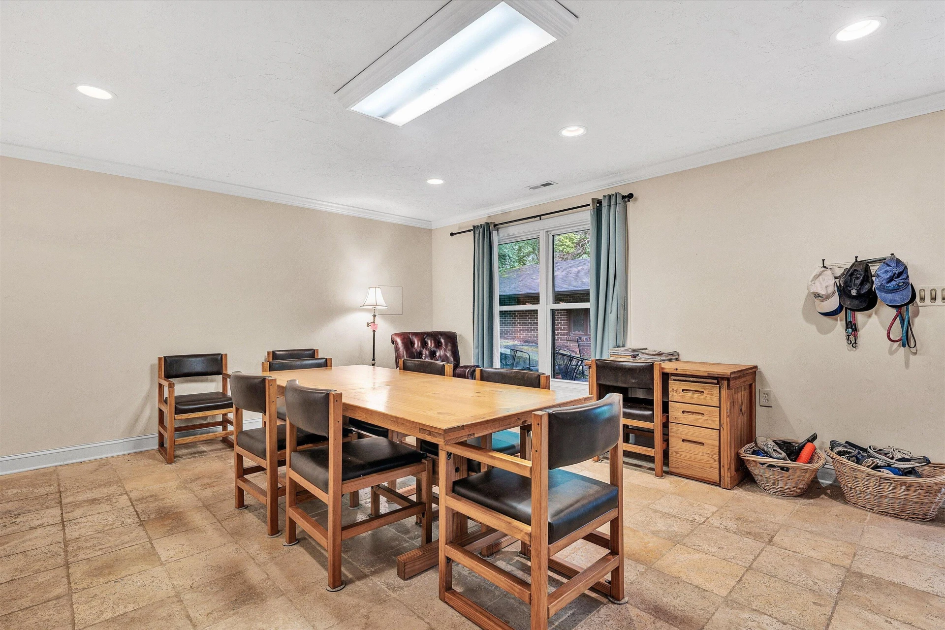 103 White Oak CIR - Photo 9