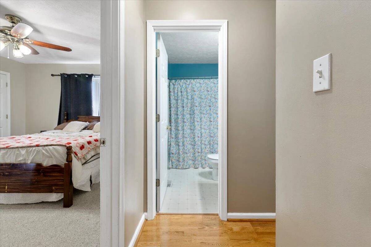 408 Giles AVE - Photo 21