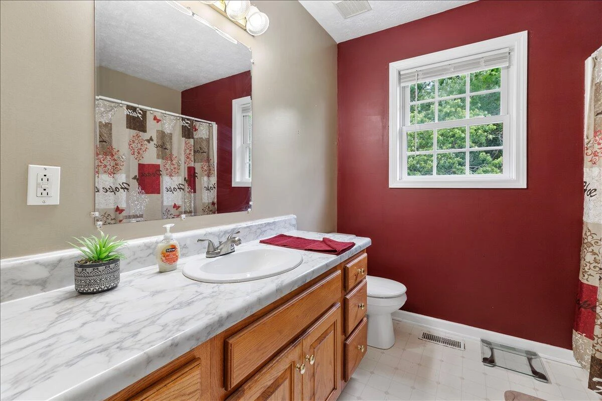 408 Giles AVE - Photo 25