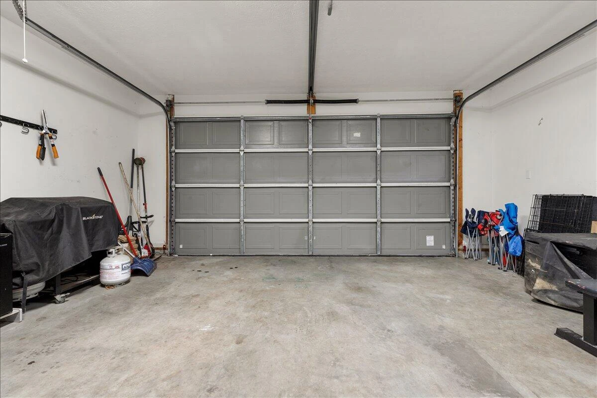 408 Giles AVE - Photo 35