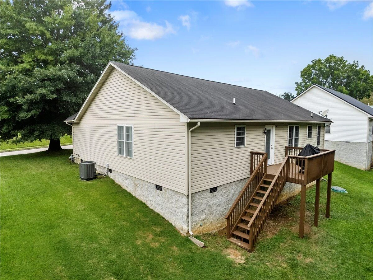 408 Giles AVE - Photo 42