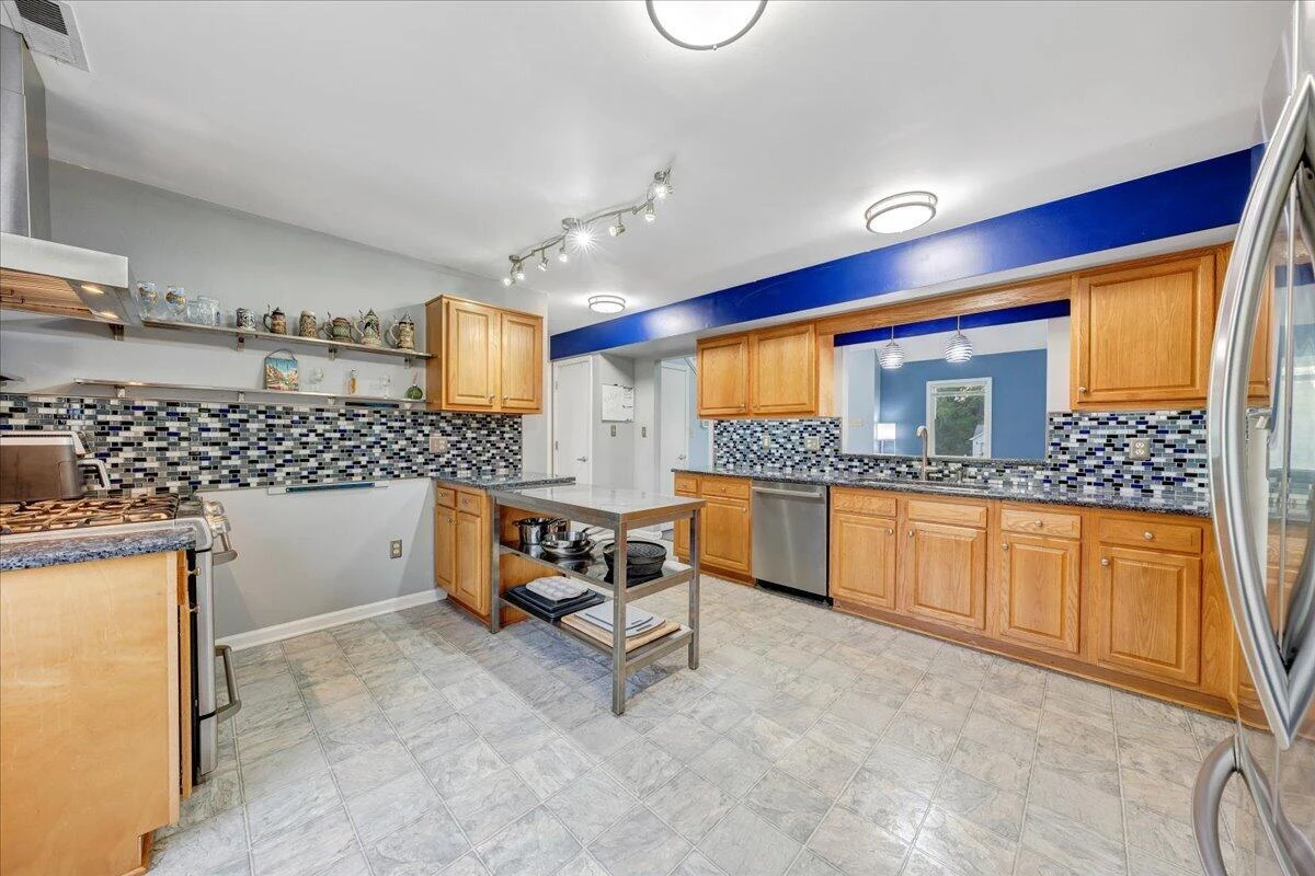 4236 Norwood ST SW - Photo 15