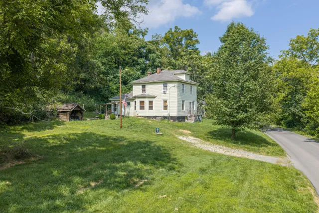 513 Parsons RD, Troutville, VA, 24175