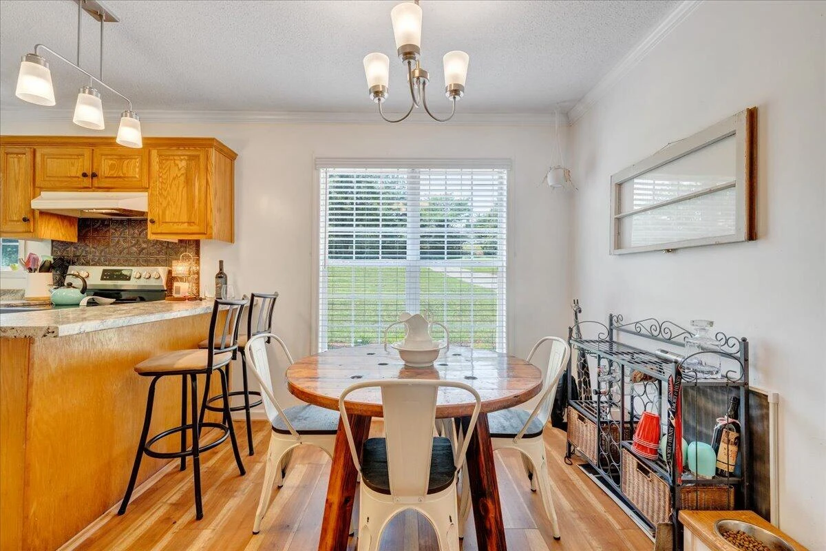 1064 Lipscomb RD - Photo 17