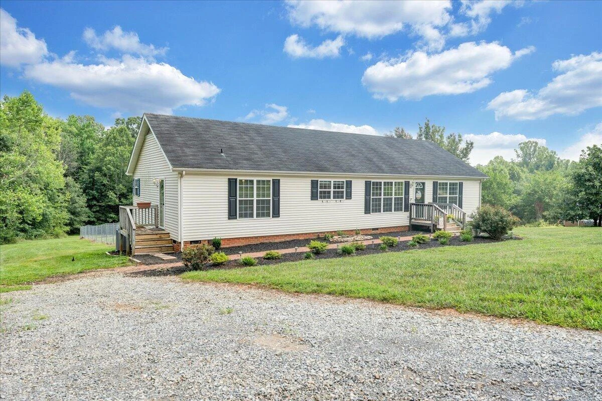 1064 Lipscomb RD - Photo 2