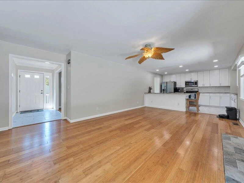 6121 Scotford CT - Photo 12