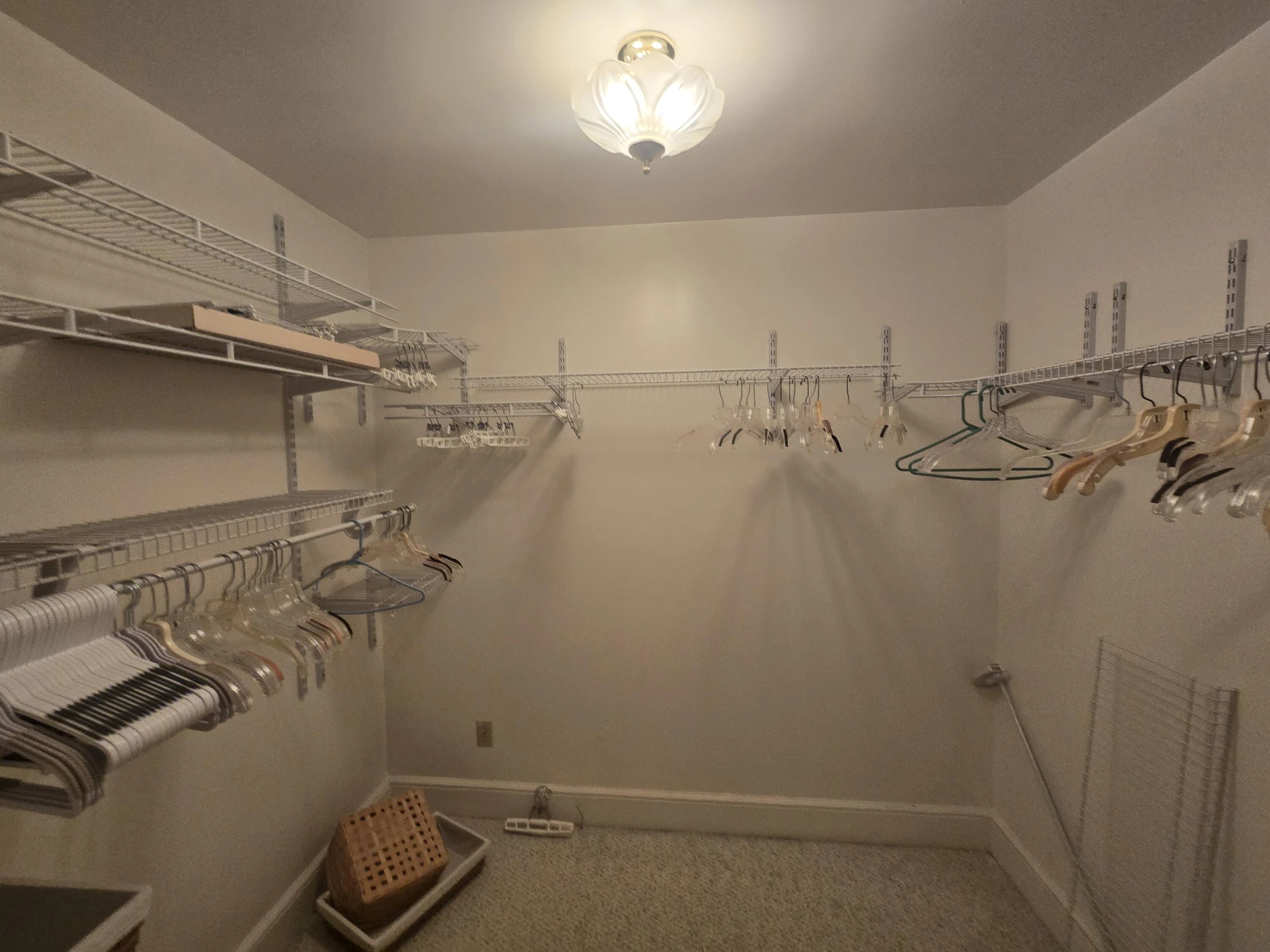 680 Park LN - Photo 10