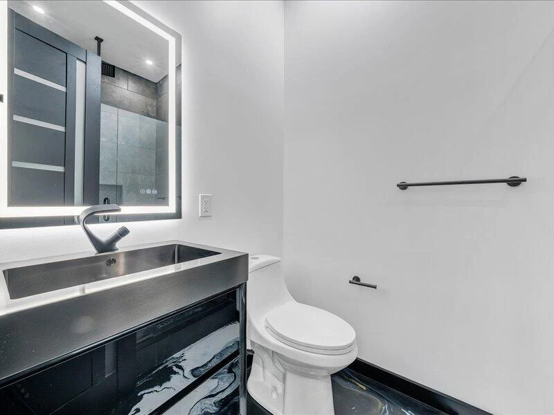 5905 Cartwright DR - Photo 56