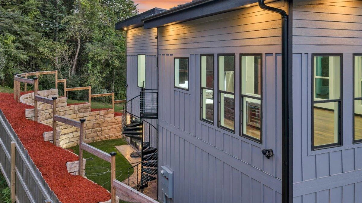 5905 Cartwright DR - Photo 79