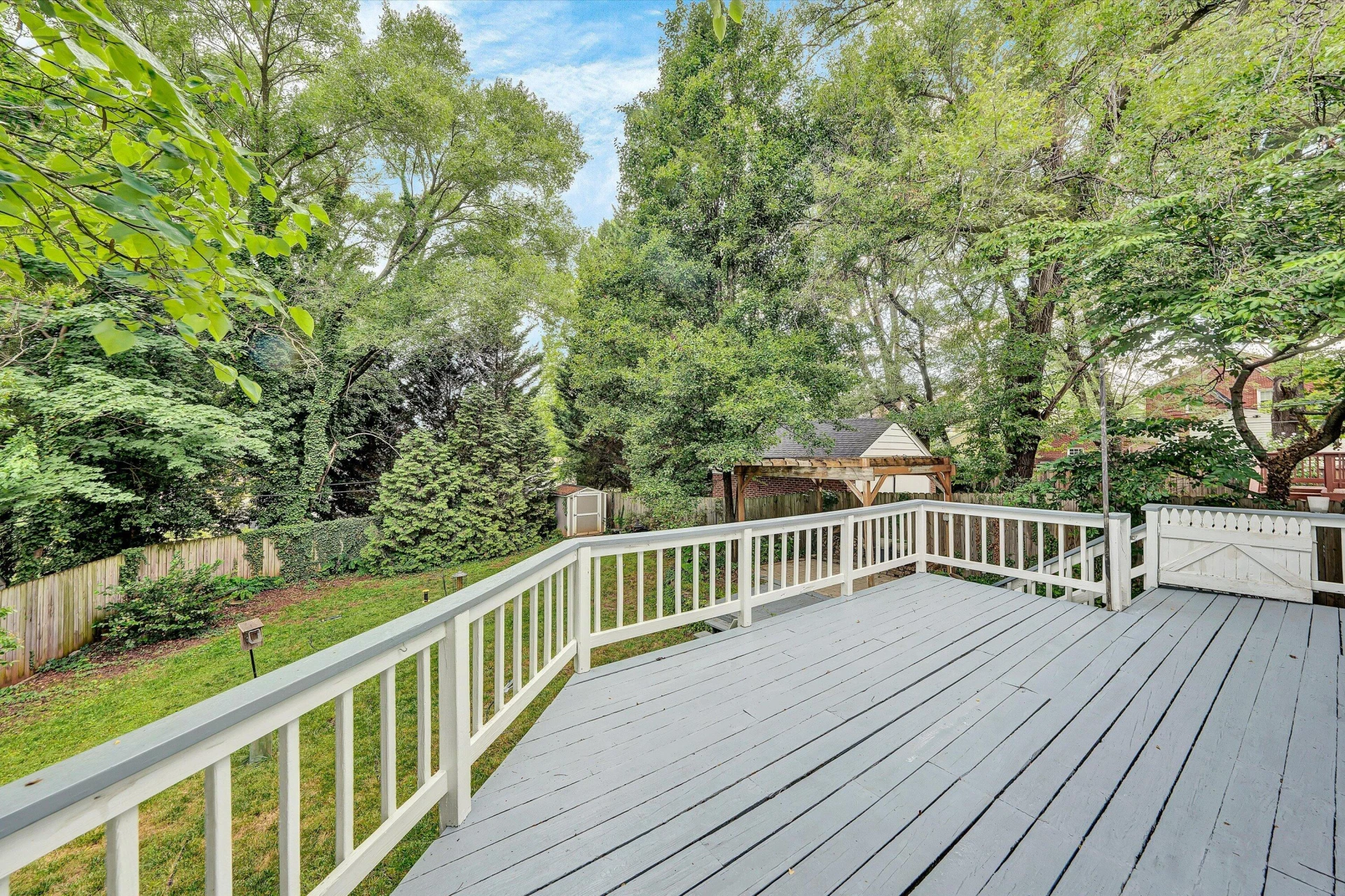 1516 Sherwood AVE SW - Photo 5