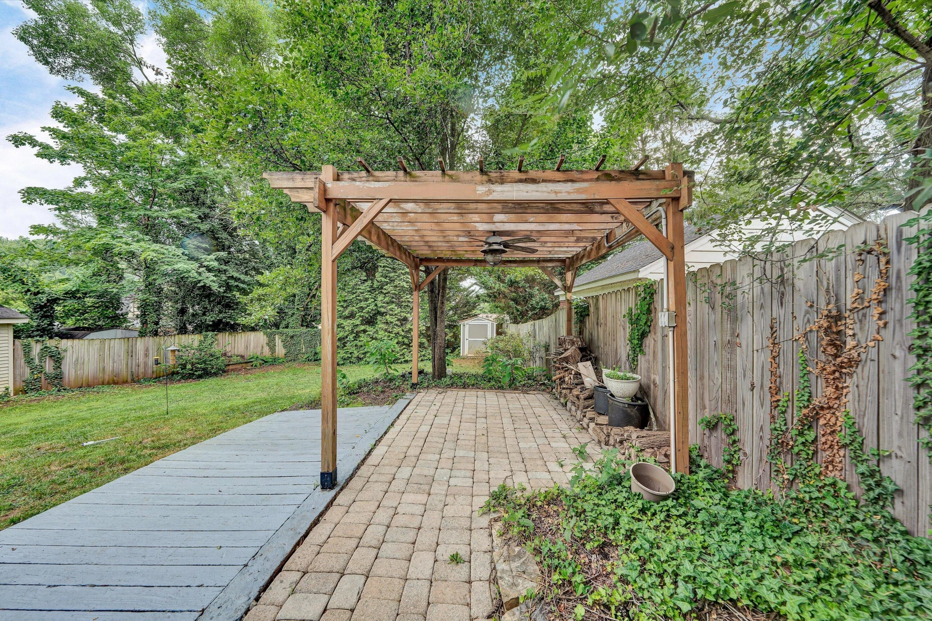 1516 Sherwood AVE SW - Photo 46