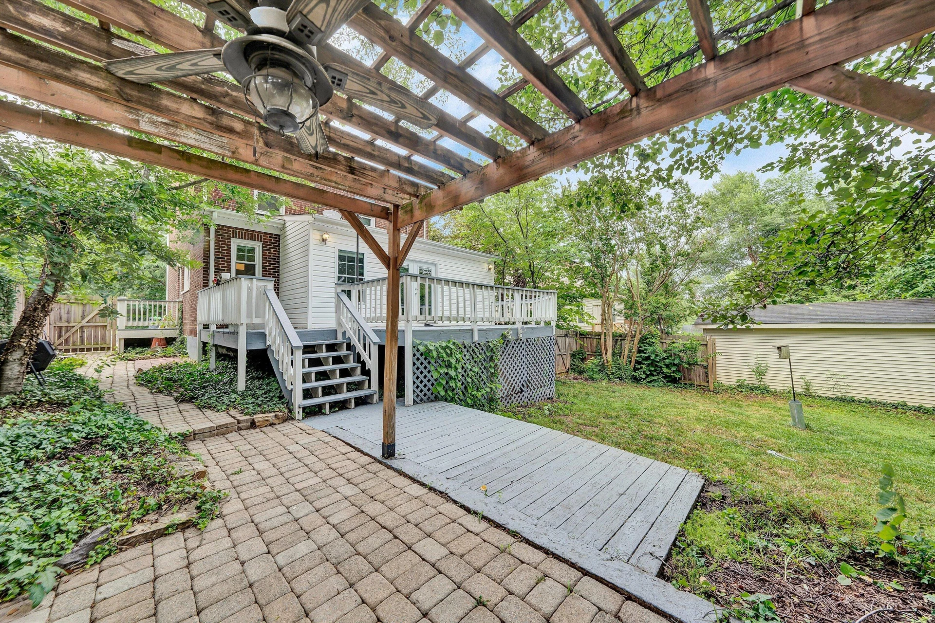 1516 Sherwood AVE SW - Photo 47