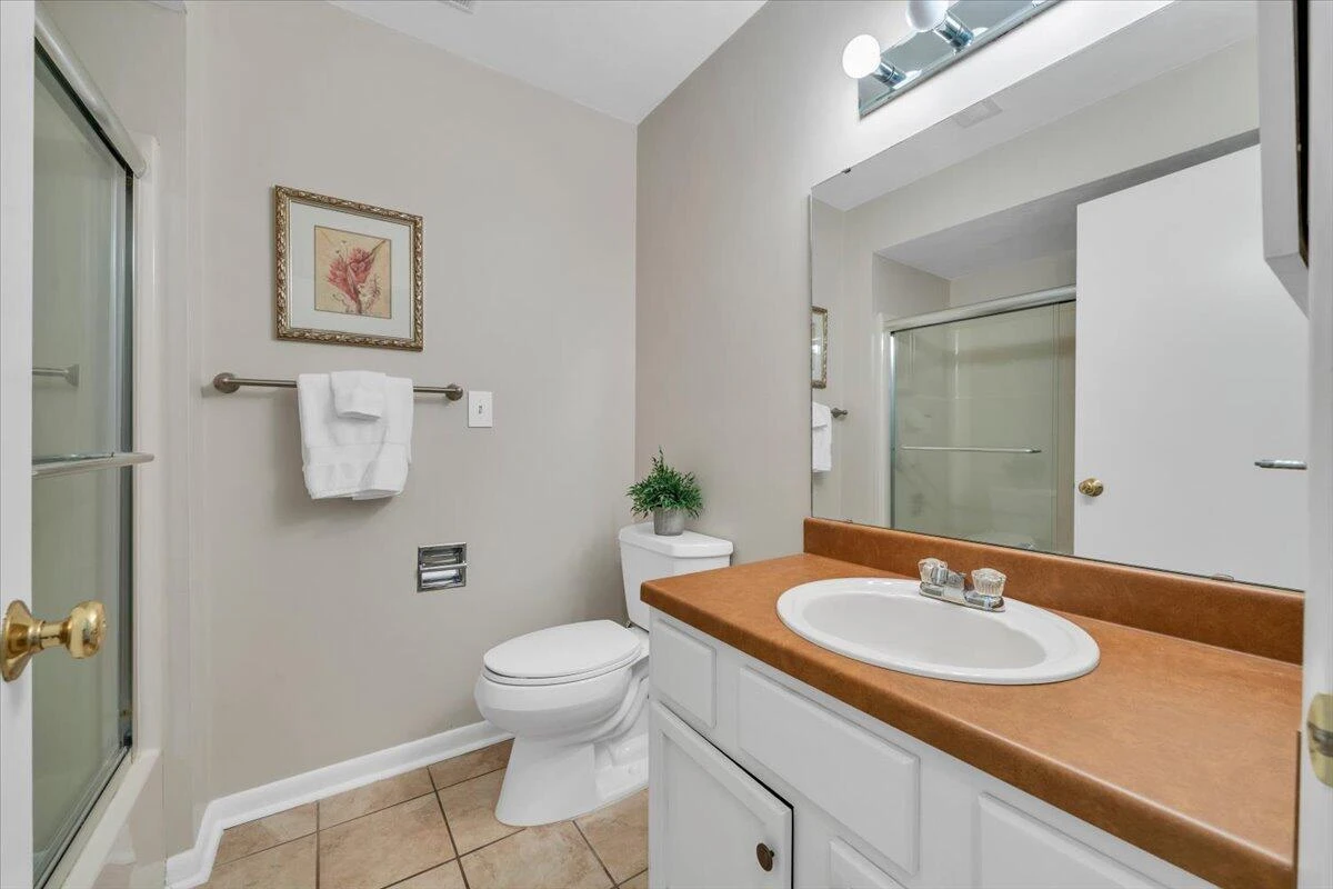 7049 Autumn Wood LN - Photo 26