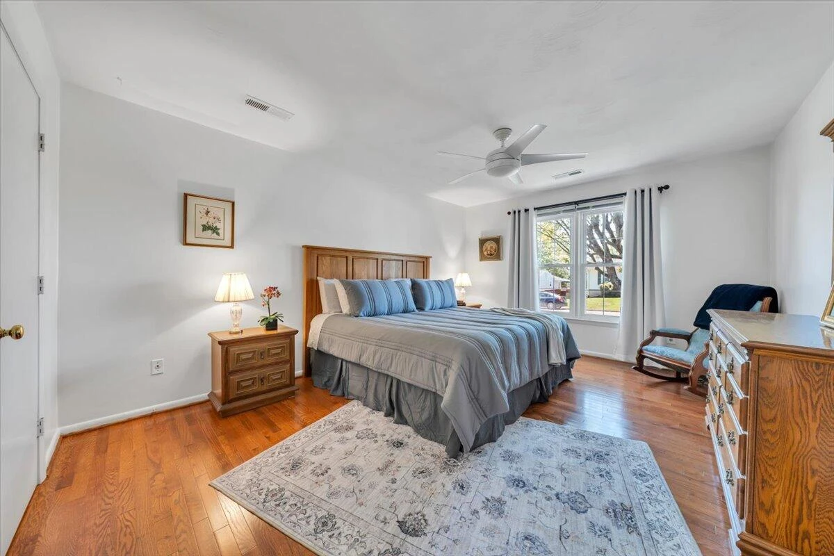 7049 Autumn Wood LN - Photo 27